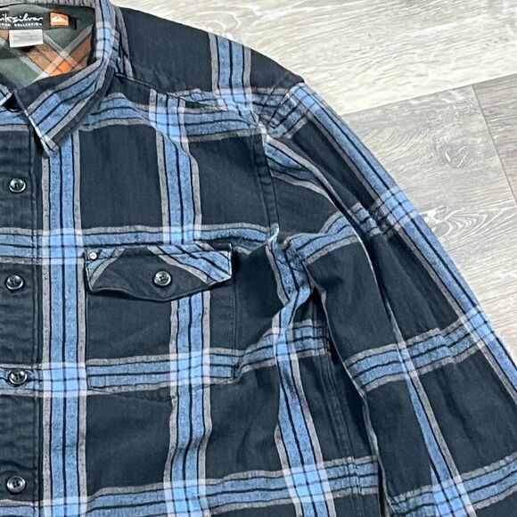 Quiksilver Men's Plaid Button Down Flannel Shirt Size Medium Blue - Picture 3 of 13
